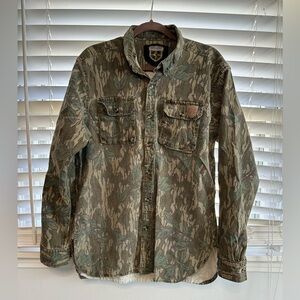 Gatekeeper green leaf camo long sleeve button down shirt, size large